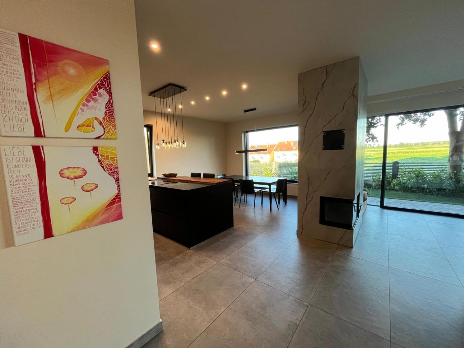 Villa Rose Close To Vienna & Airport Maria Ellend Kültér fotó